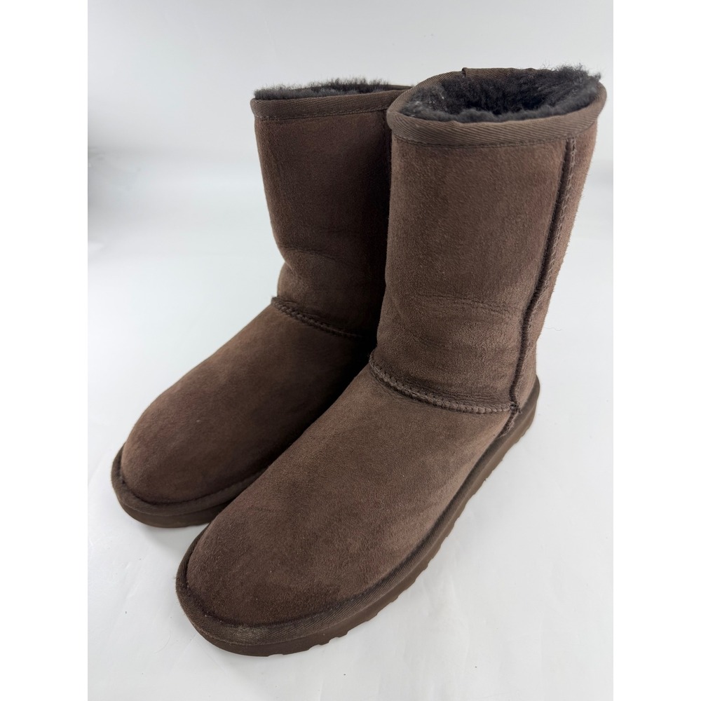 UGG Classic Short II Boots Chocolate Brown Suede Sheepskin 1016223 Womens 9